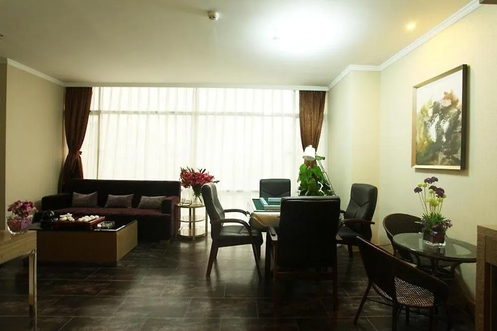 Kingnoah Hotel Zhuhai 4*,