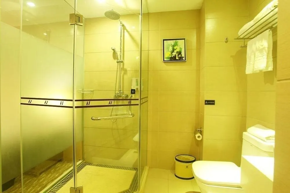 Kingnoah Hotel Zhuhai 4*,  China